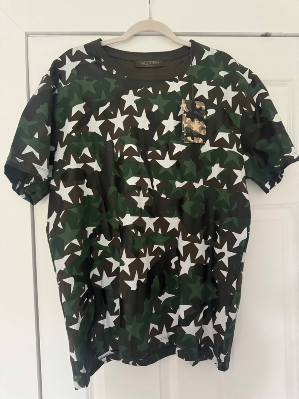Valentino Camo Star Print T-Shirt – Size XL – NWT – Made in Italy